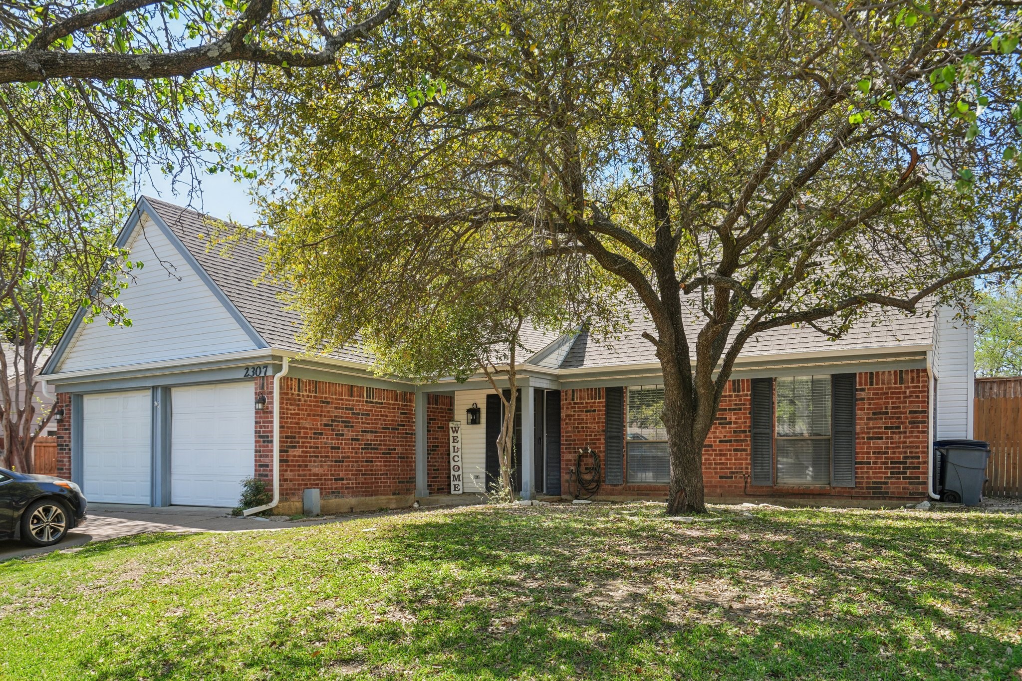 2307 Harrington Court Euless TX 76039