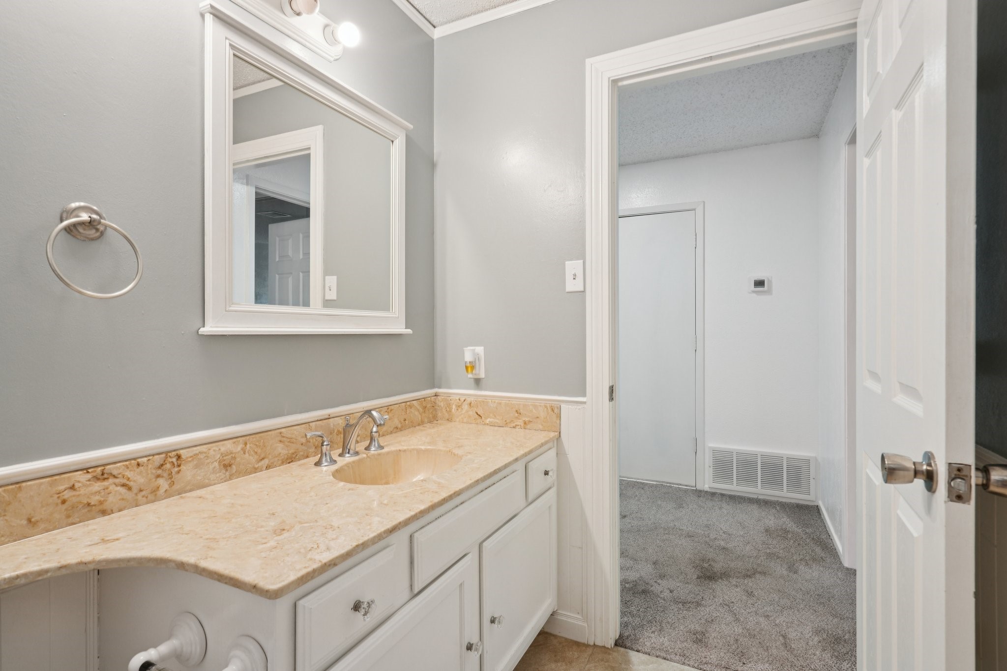 2307 Harrington Court Euless TX 76039