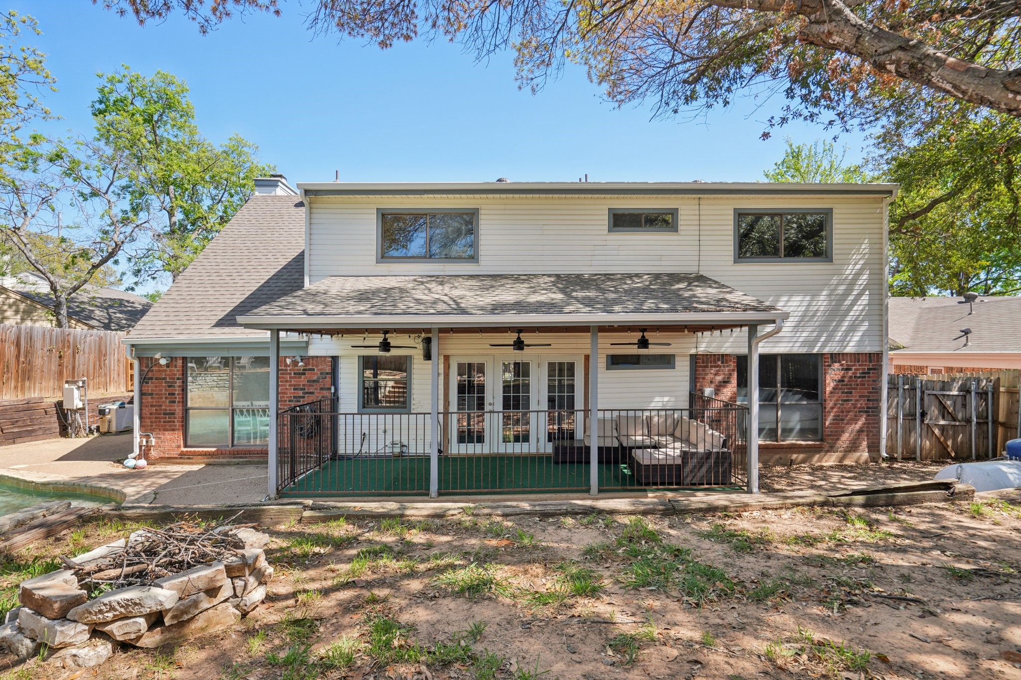 2307 Harrington Court Euless TX 76039