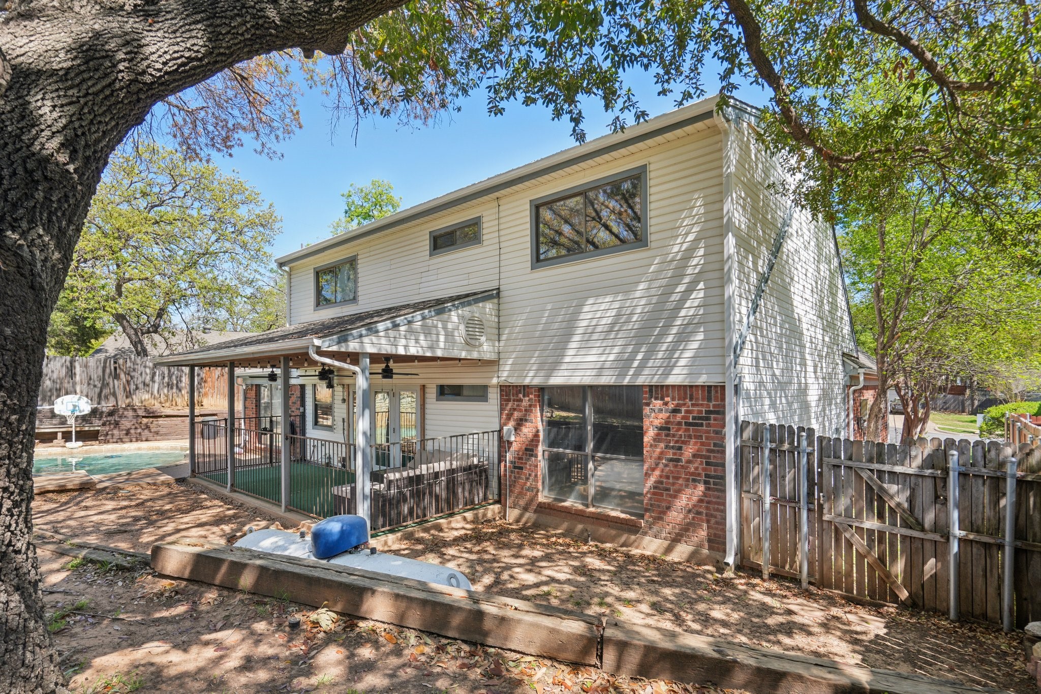 2307 Harrington Court Euless TX 76039