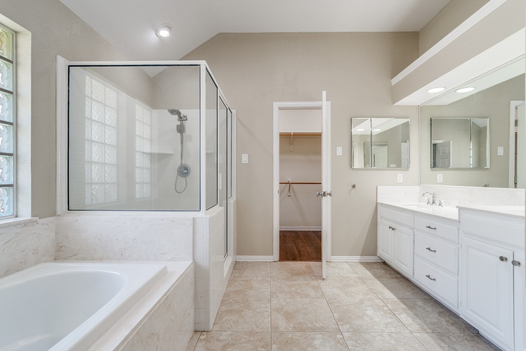 7108 Westover Drive Granbury TX 76049