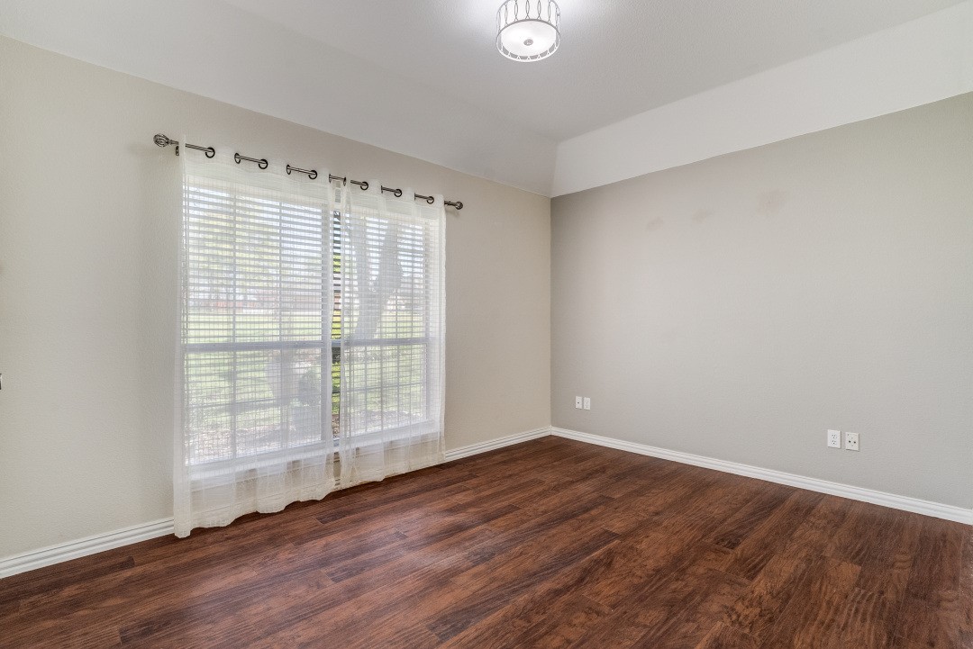 7108 Westover Drive Granbury TX 76049