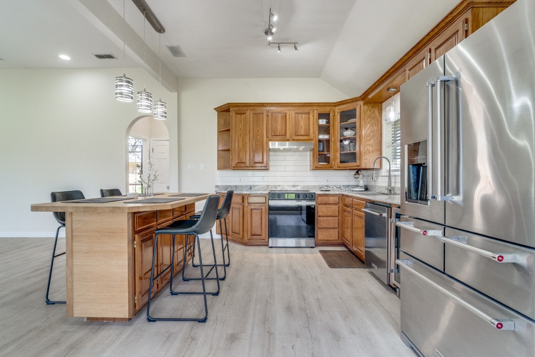 7108 Westover Drive Granbury TX 76049