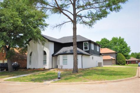 909 Valleygreen Drive Arlington TX 76017