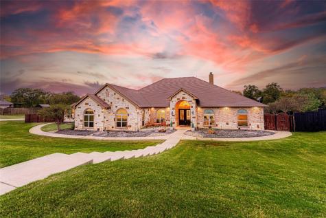 3911 Swan Lake Drive Midlothian TX 76065