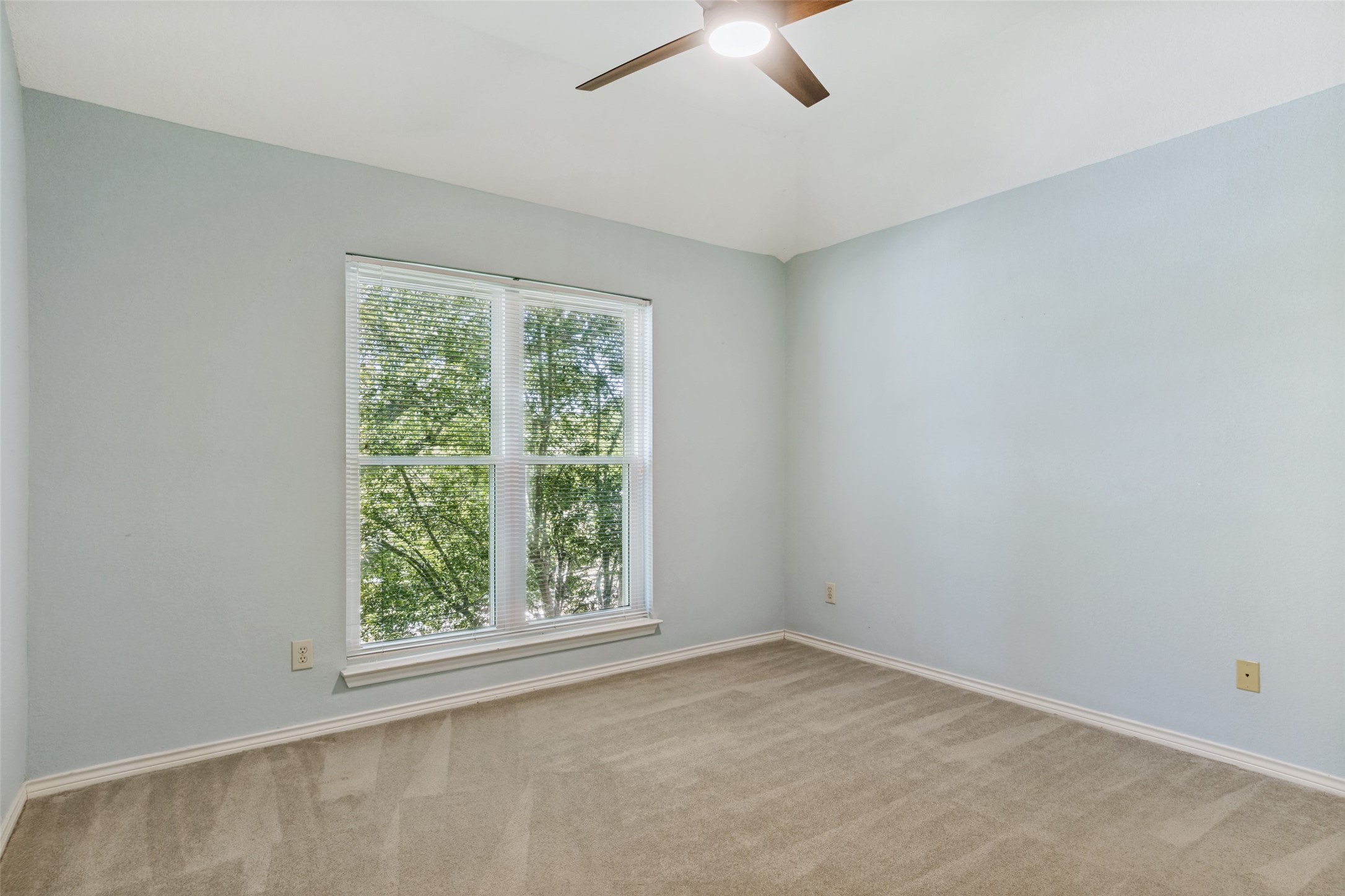 2604 Spring Lake Drive Richardson TX 75082