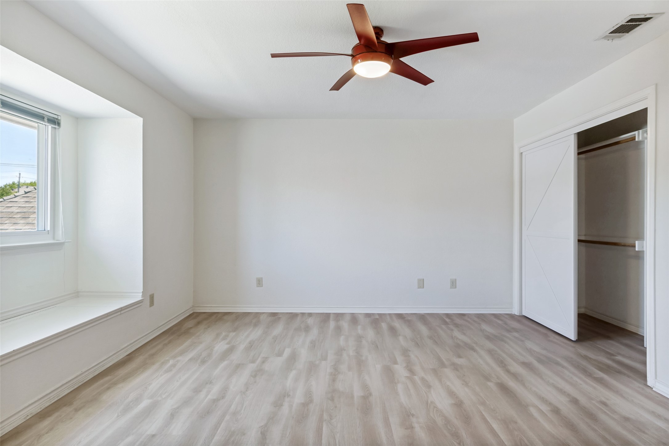 2604 Spring Lake Drive Richardson TX 75082
