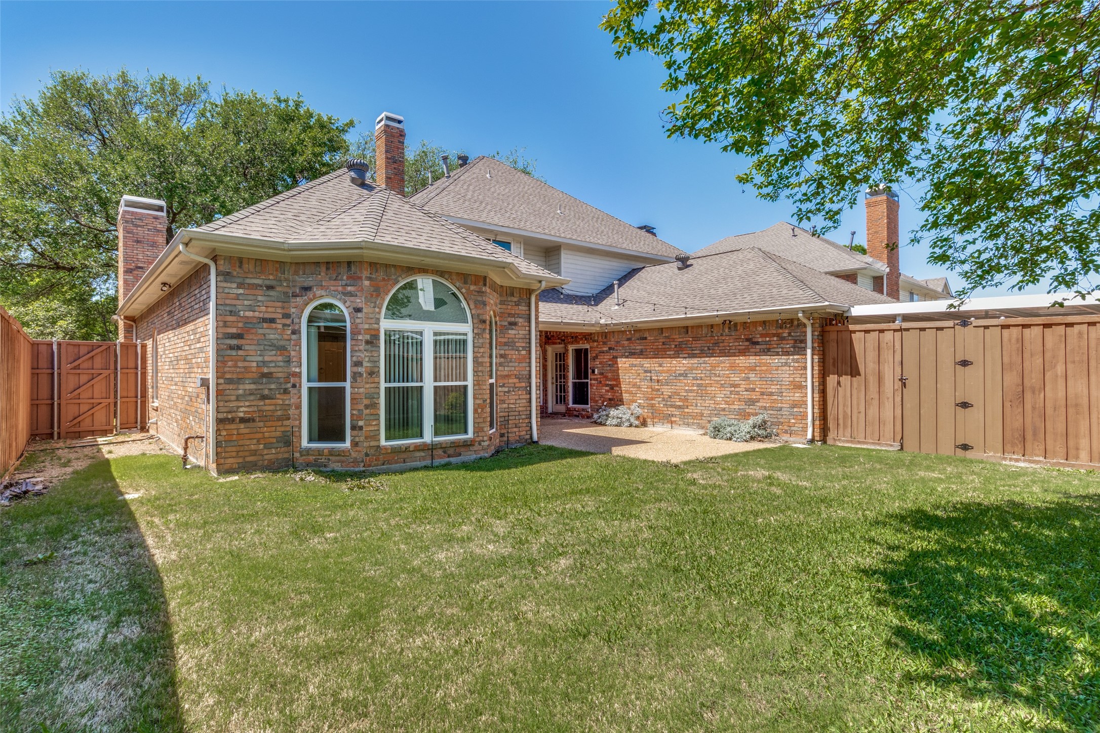 2604 Spring Lake Drive Richardson TX 75082