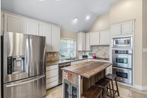 1916 Gansett Drive Plano TX 75075