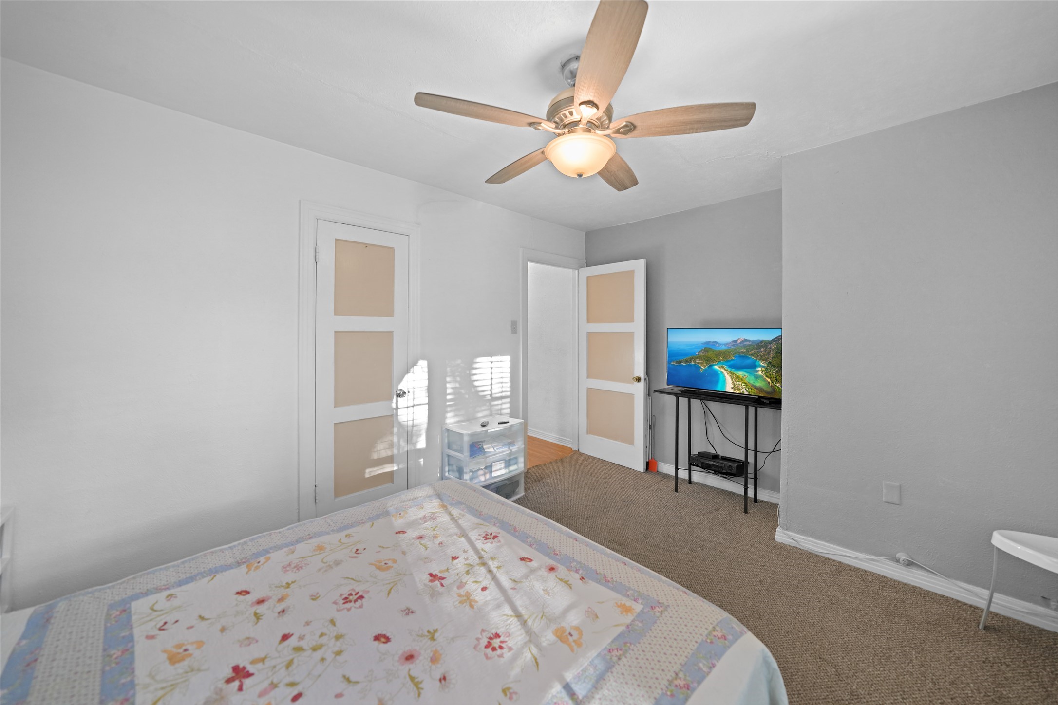 635 Richmondell Avenue Dallas TX 75211