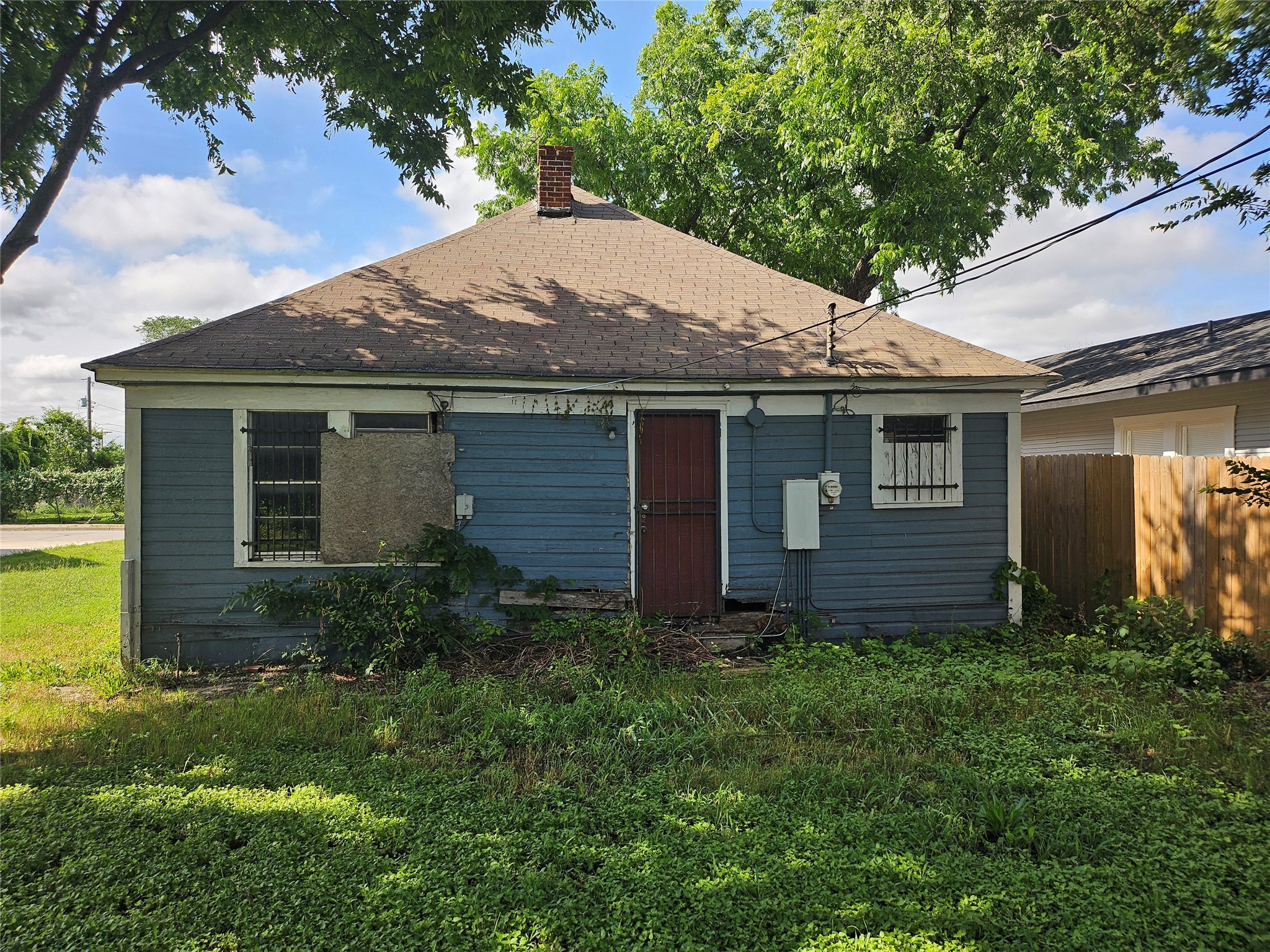 917 E Pulaski Street Fort Worth TX 76104