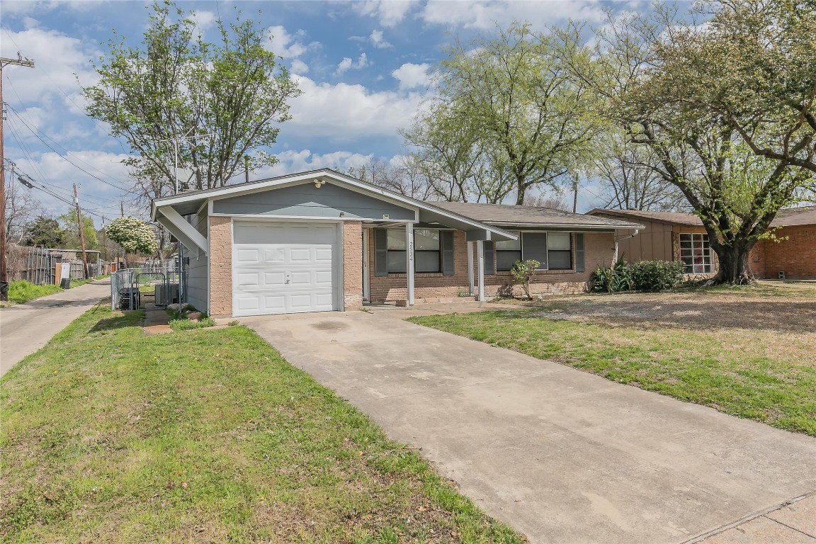 2534 Aloha Drive Mesquite TX 75150
