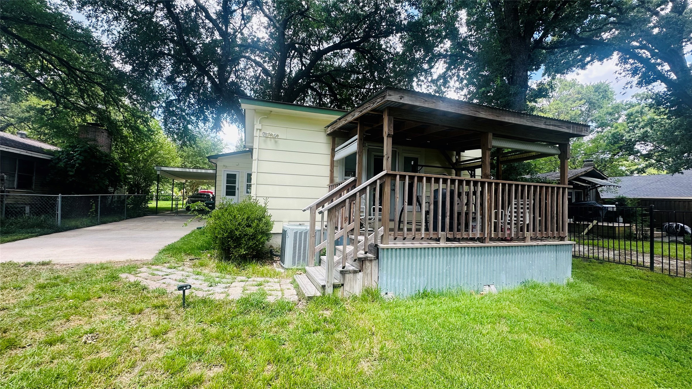 527 Old Mill Lane East Tawakoni TX 75472