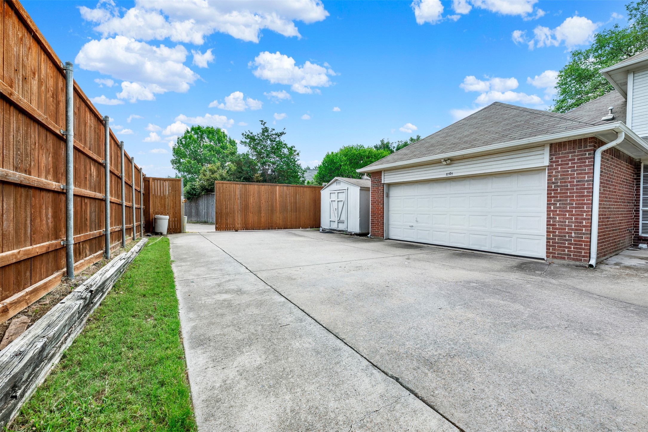 1101 Easton Lane Allen TX 75002