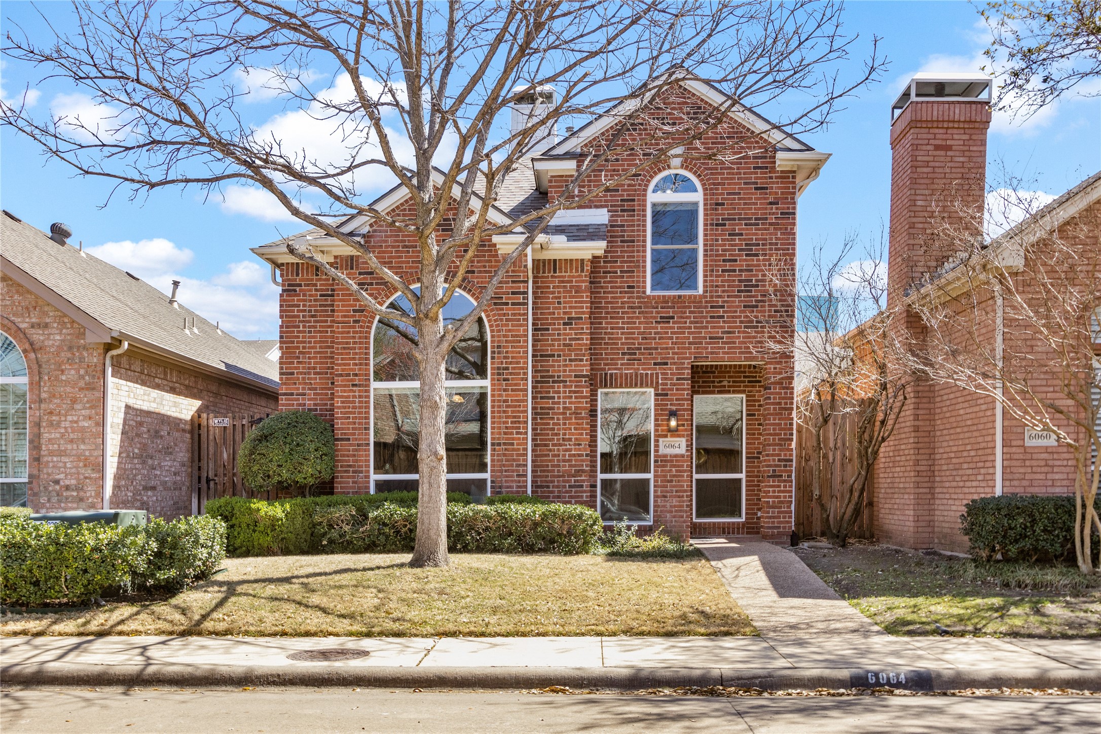 6064 Thursby Avenue Dallas TX 75252