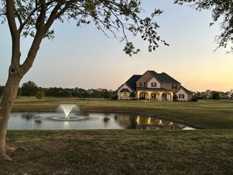 180 Cypress Point Drive Gunter TX 75058