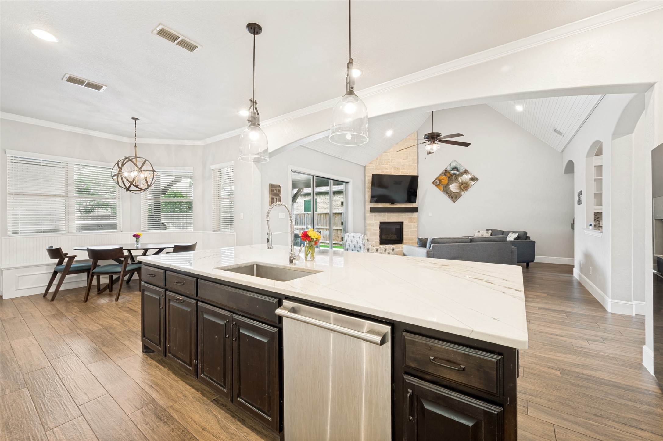 404 Nora Lane Argyle TX 76226