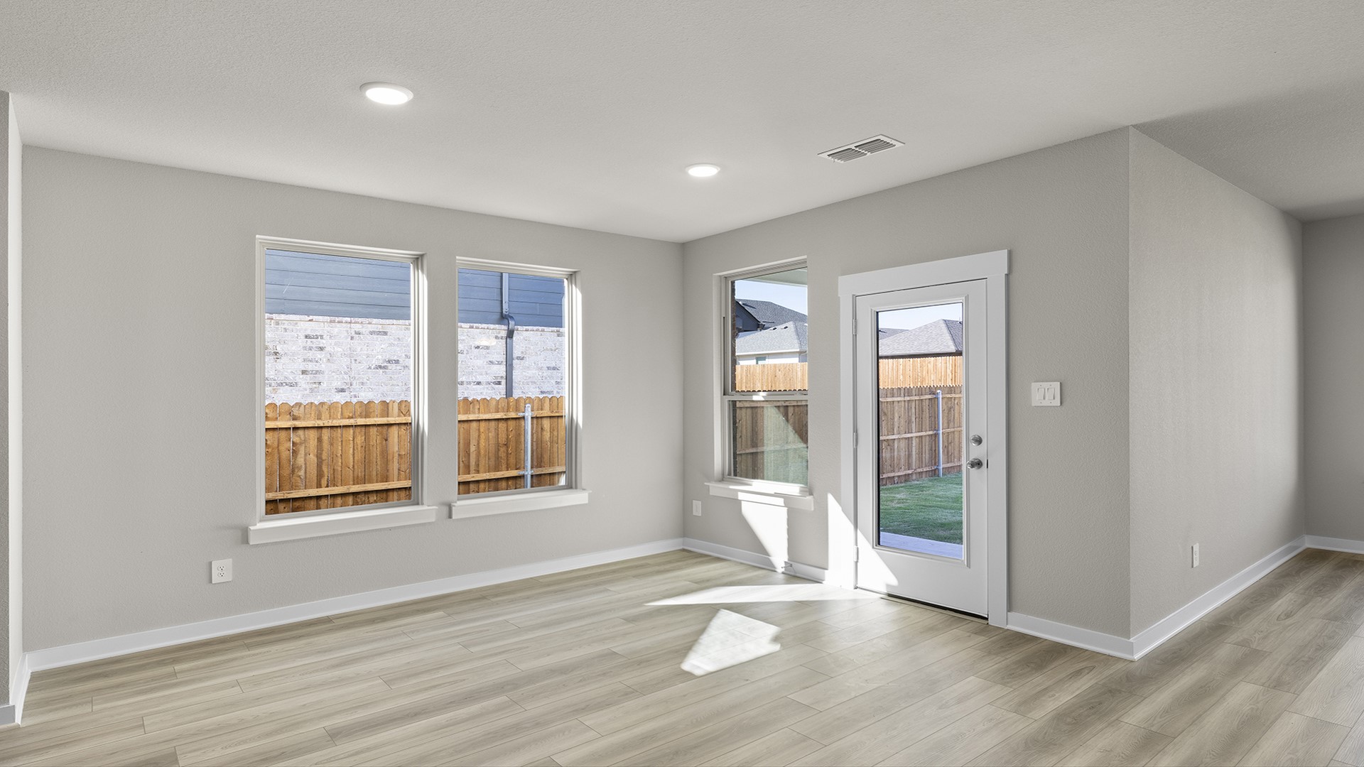 1632 Elle Lane Aubrey TX 76227
