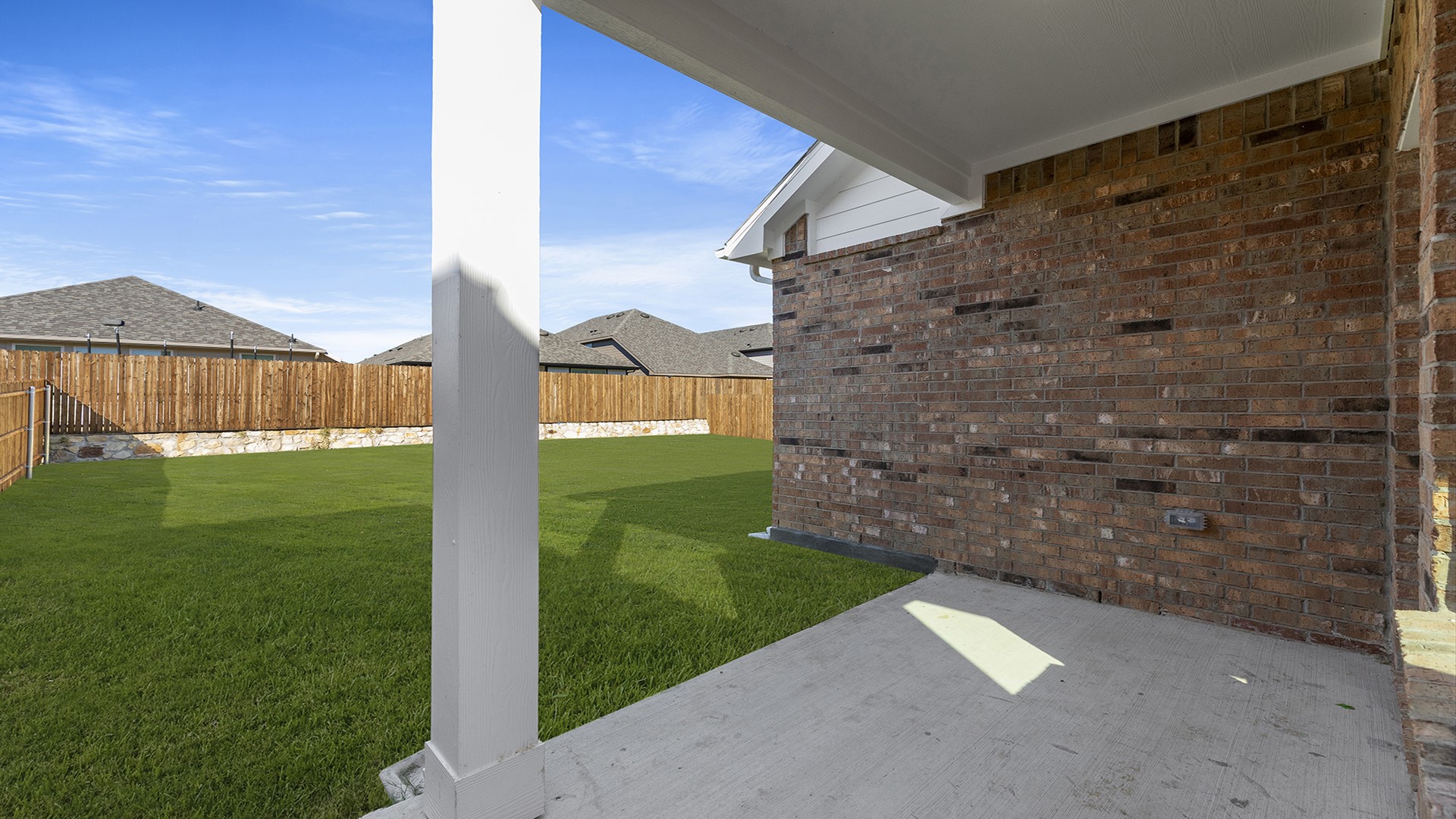 1632 Elle Lane Aubrey TX 76227