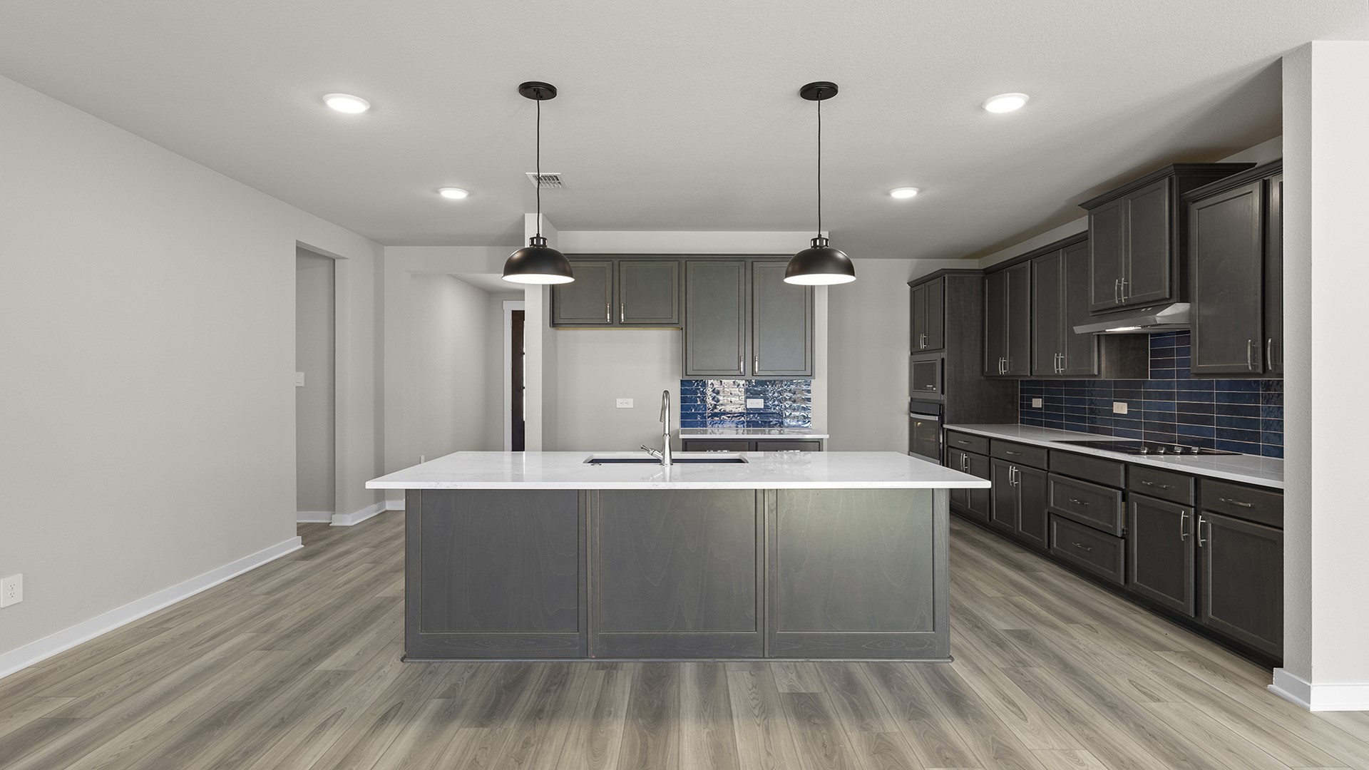 1632 Elle Lane Aubrey TX 76227