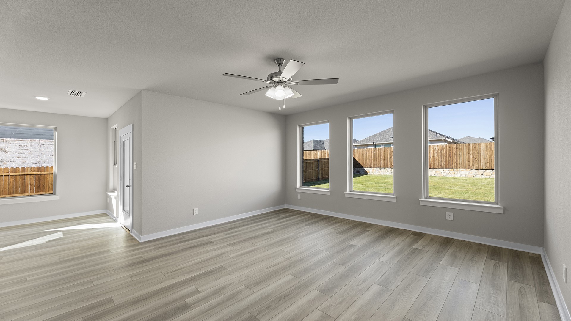 1632 Elle Lane Aubrey TX 76227