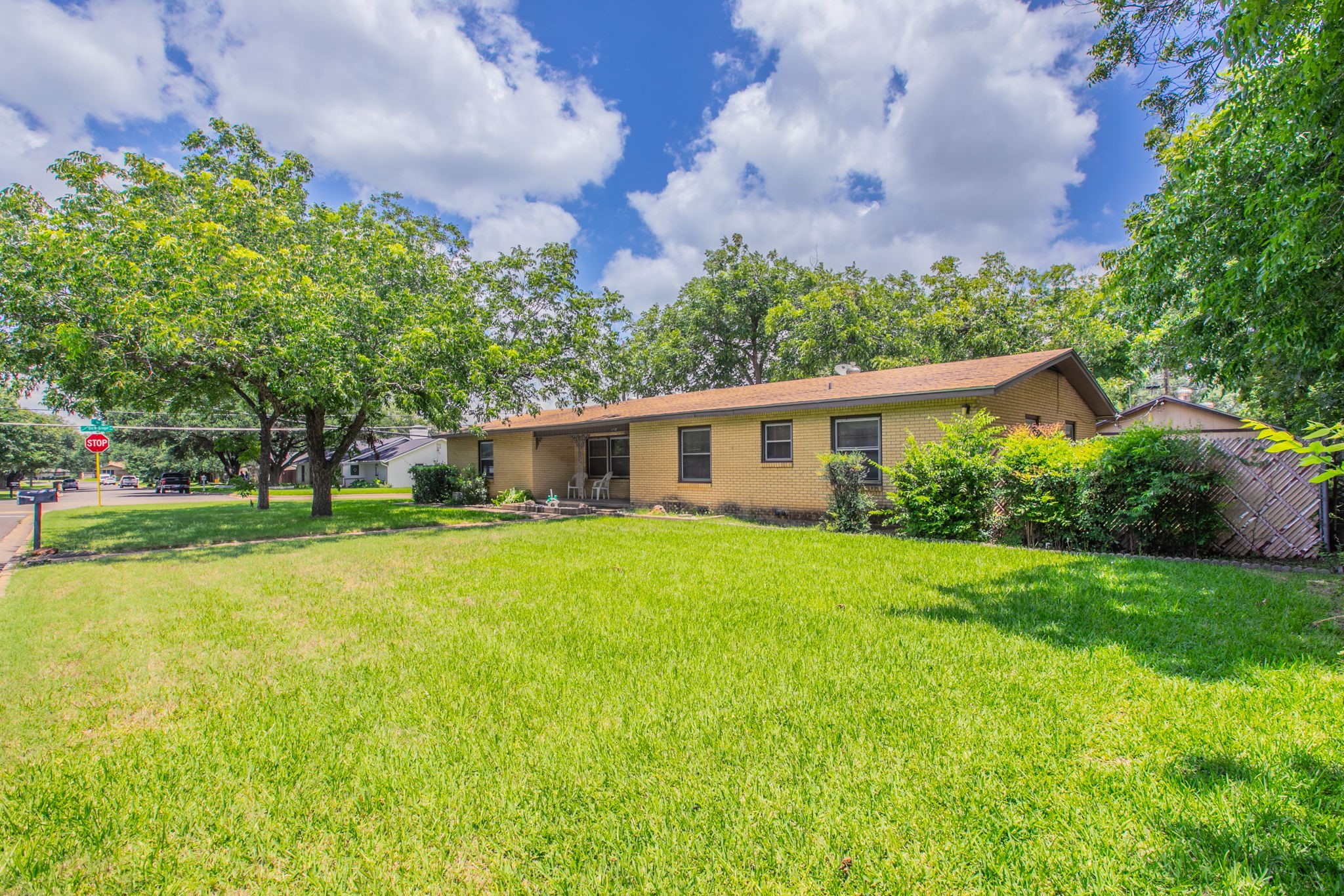 137 Taos Drive Woodway TX 76712