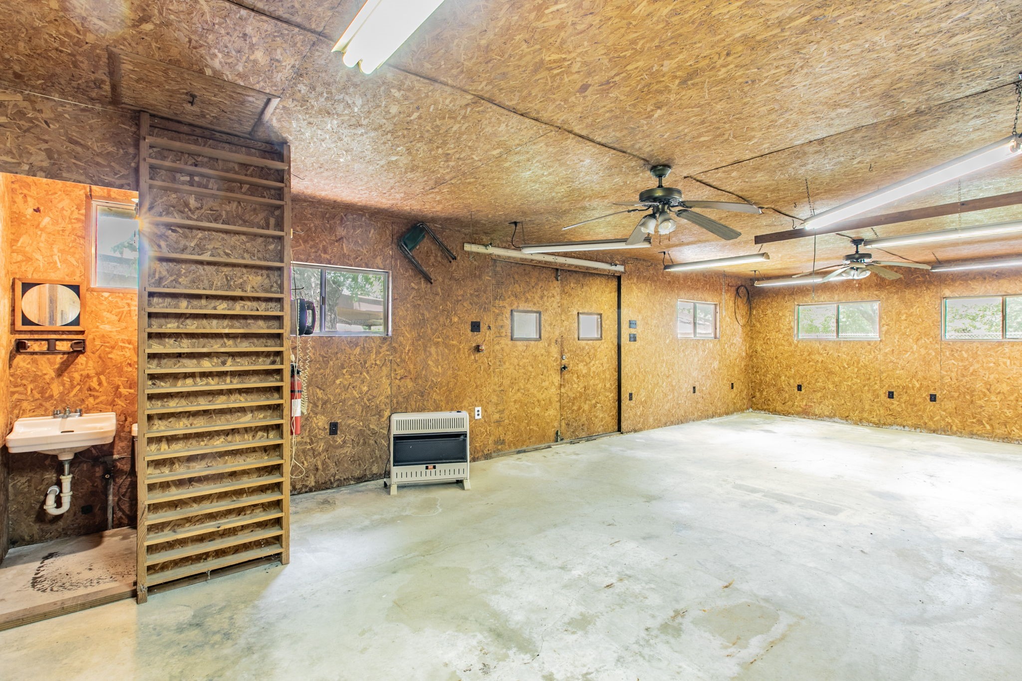 137 Taos Drive Woodway TX 76712