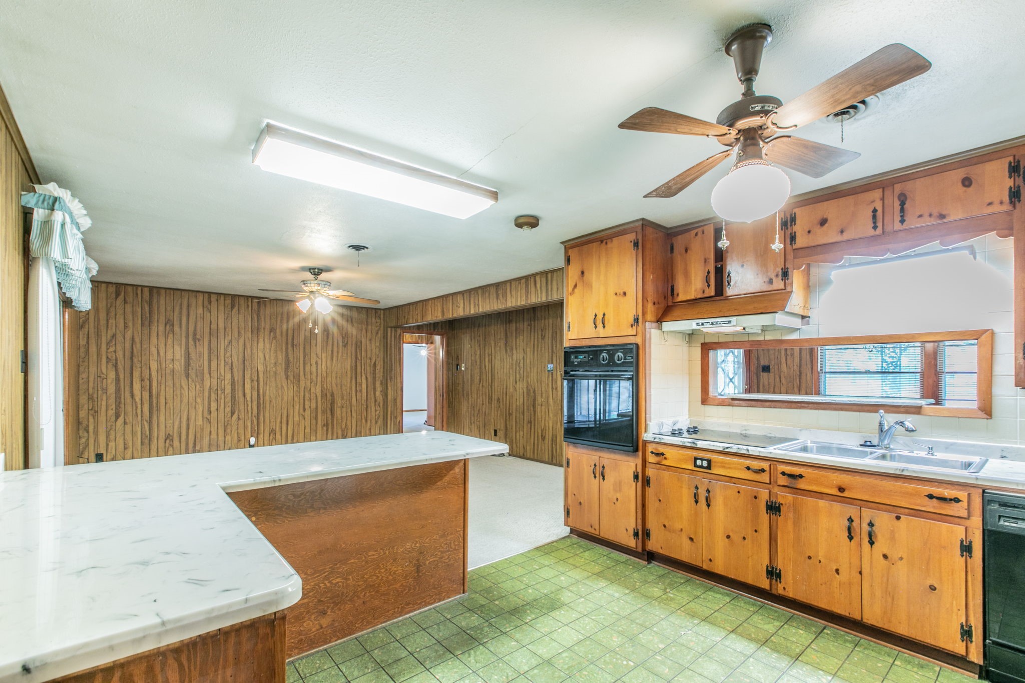 137 Taos Drive Woodway TX 76712