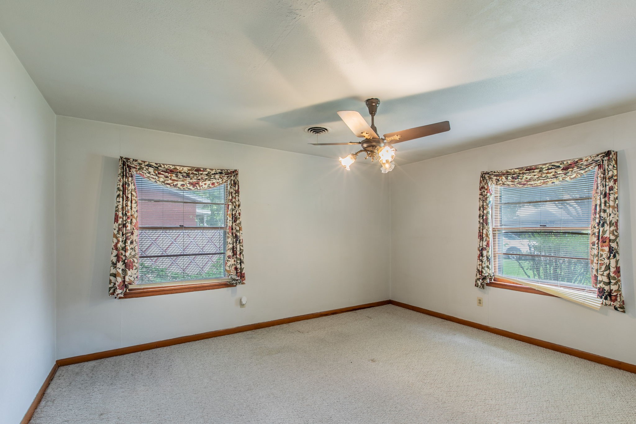137 Taos Drive Woodway TX 76712