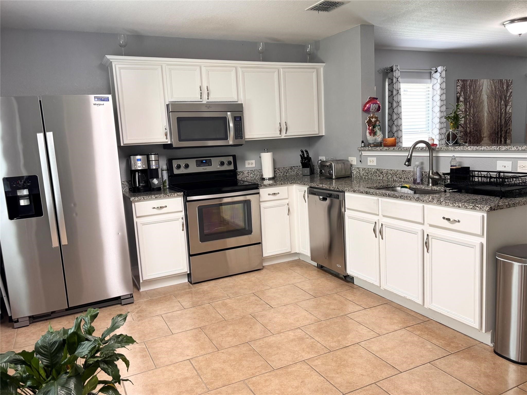 605 Rosario Lane Fort Worth TX 76052
