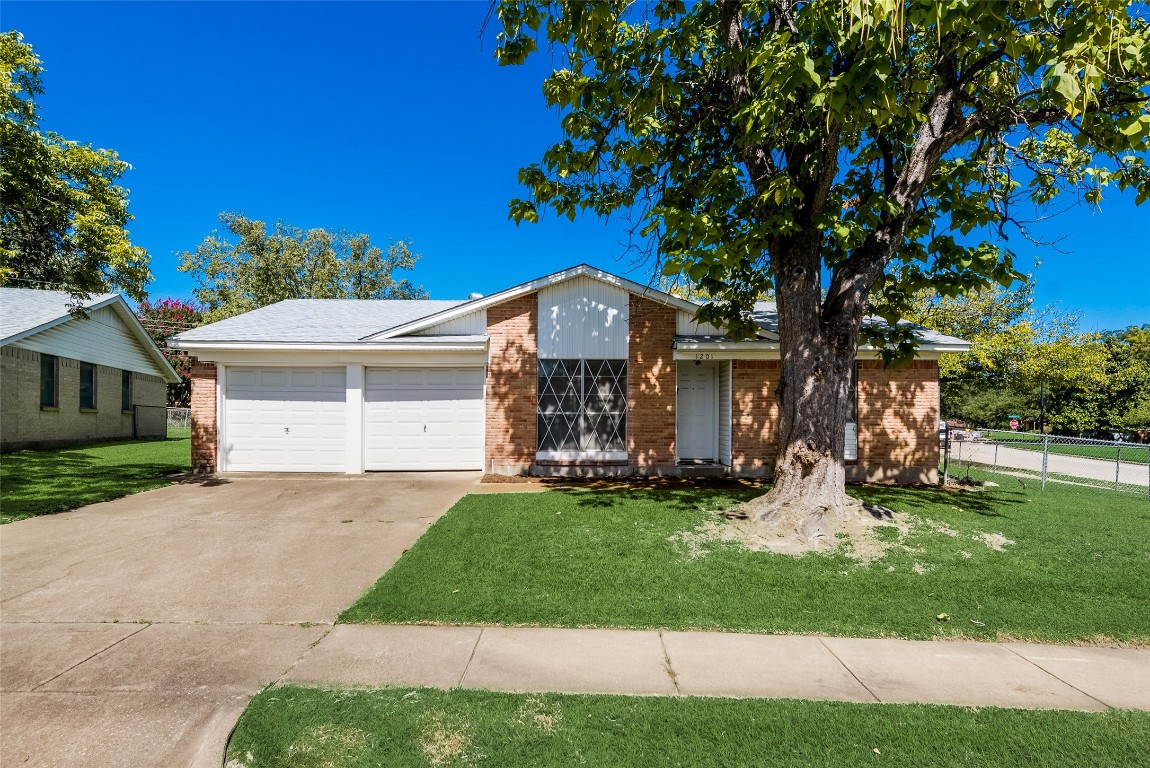 1201 Ravina Drive Garland TX 75041
