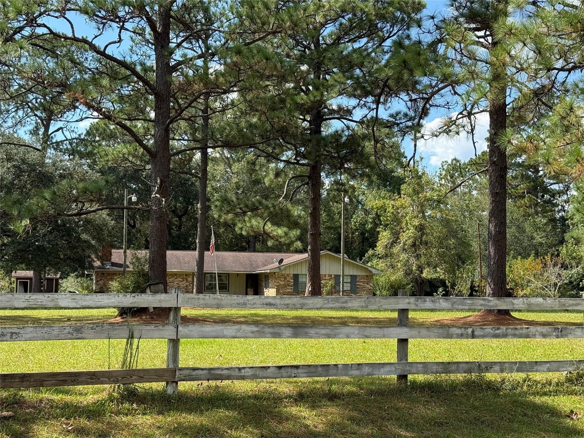 7039 County Road 3114 Buna TX 77612