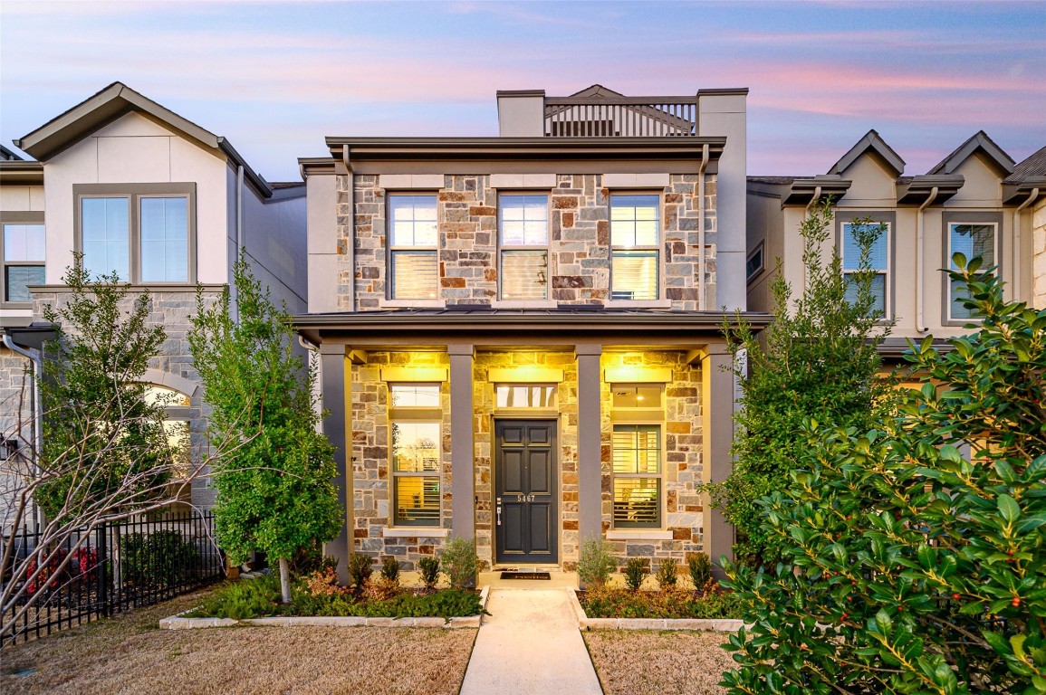 5467 Ashby Grove Street Dallas TX 75209