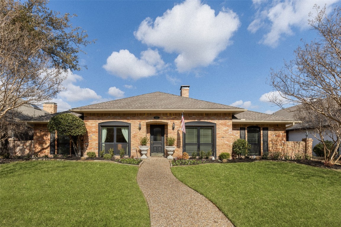 6423 Wickerwood Drive Dallas TX 75248