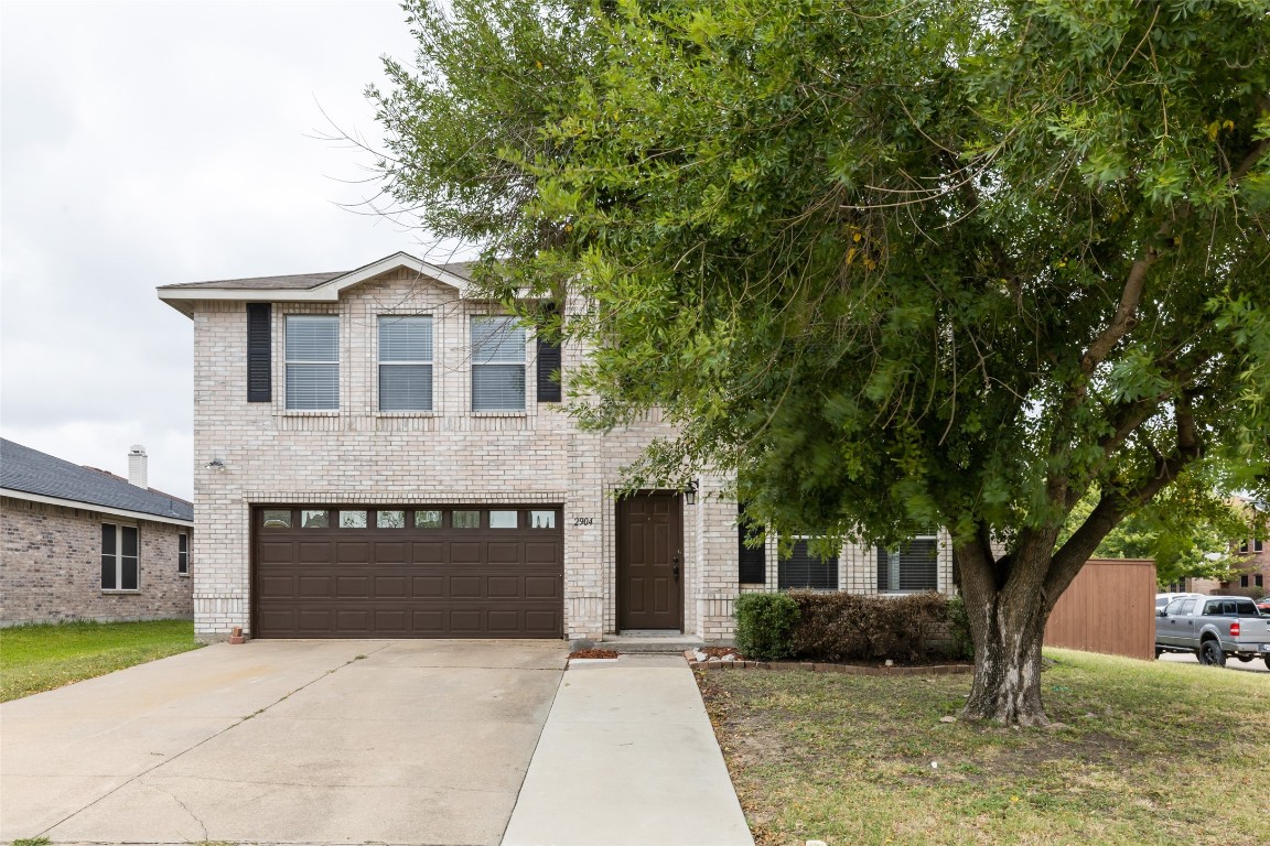 2904 Santa Sabina Drive Grand Prairie TX 75052
