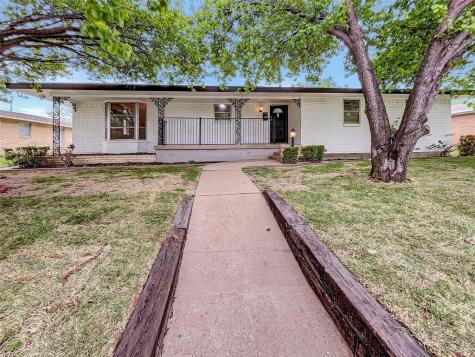 206 Roaring Springs Drive Desoto TX 75115