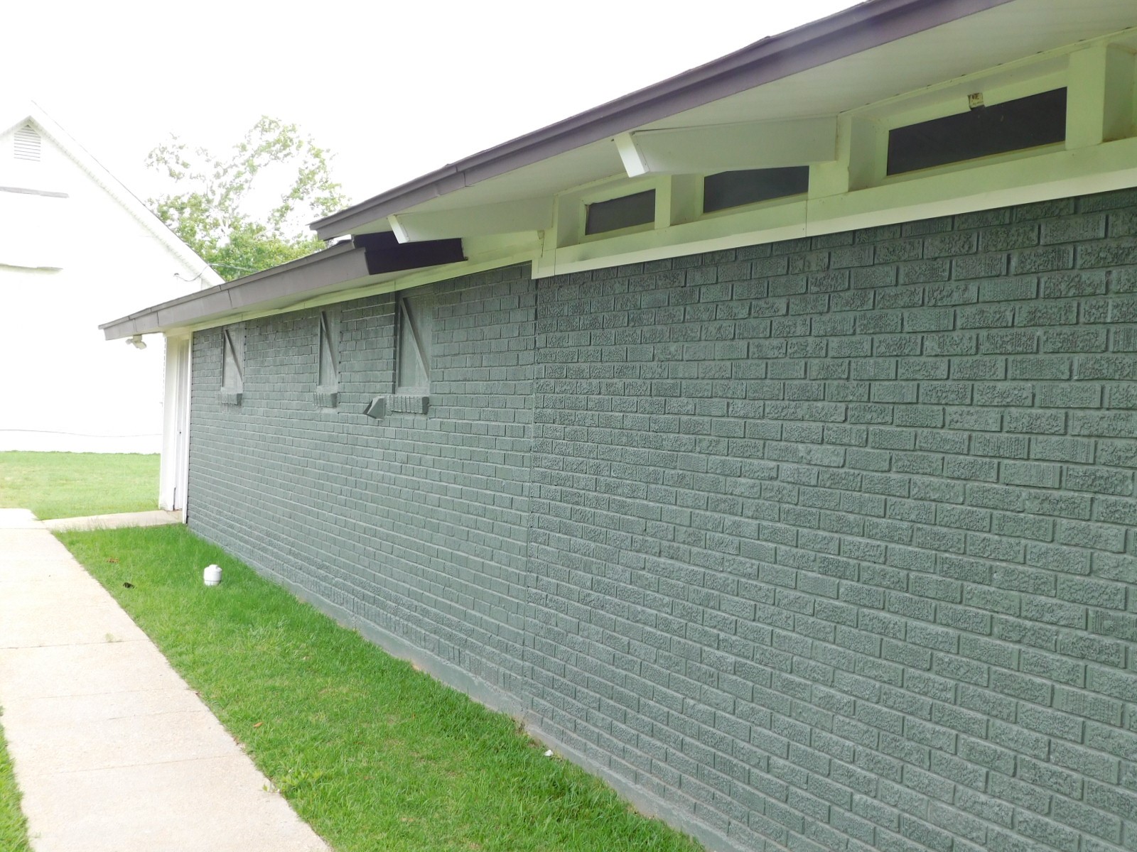 300 S Main Street Springhill LA 71075