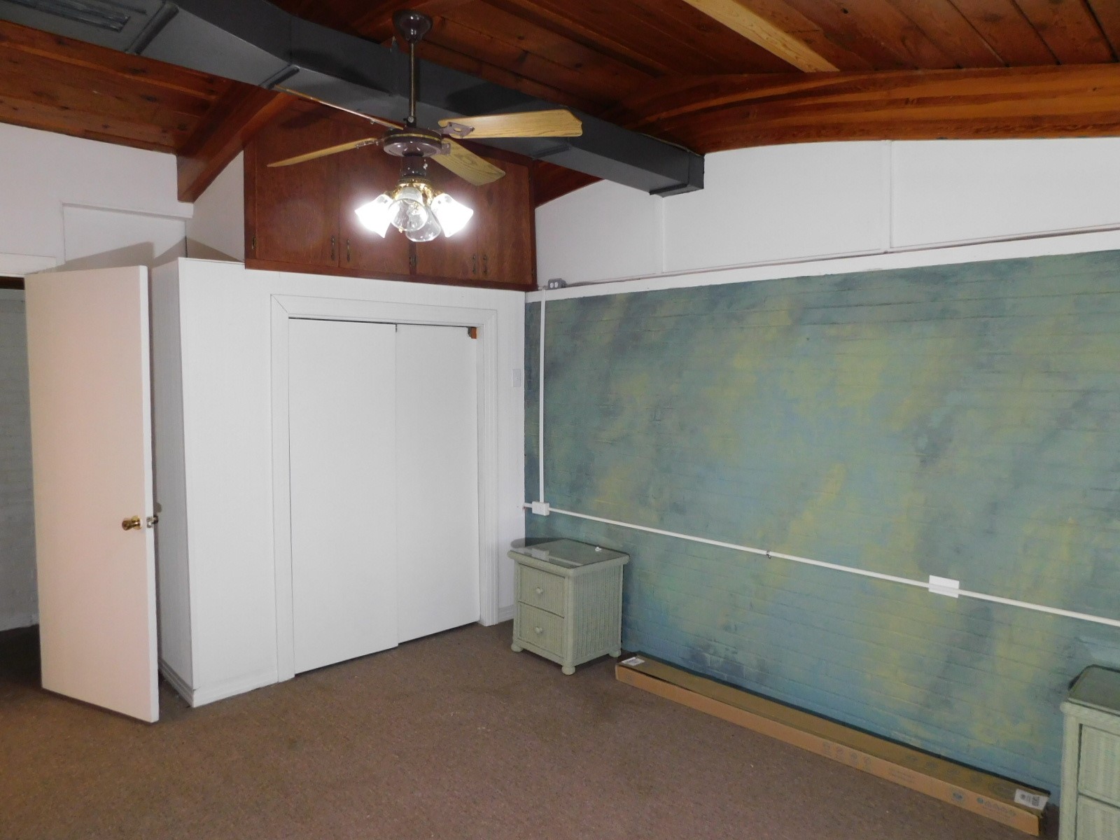 300 S Main Street Springhill LA 71075