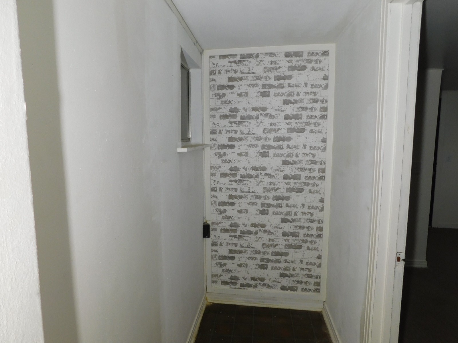 300 S Main Street Springhill LA 71075