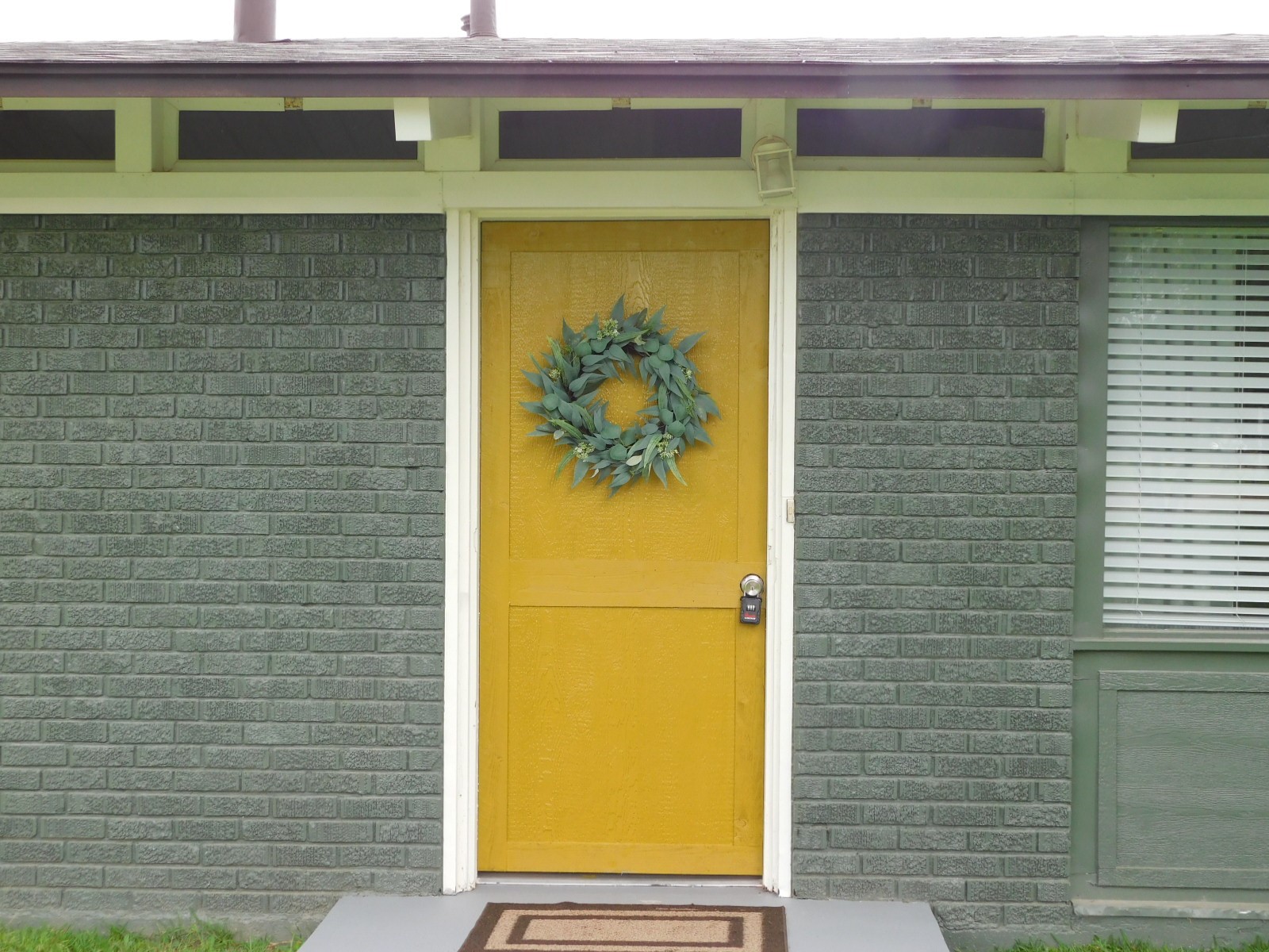 300 S Main Street Springhill LA 71075
