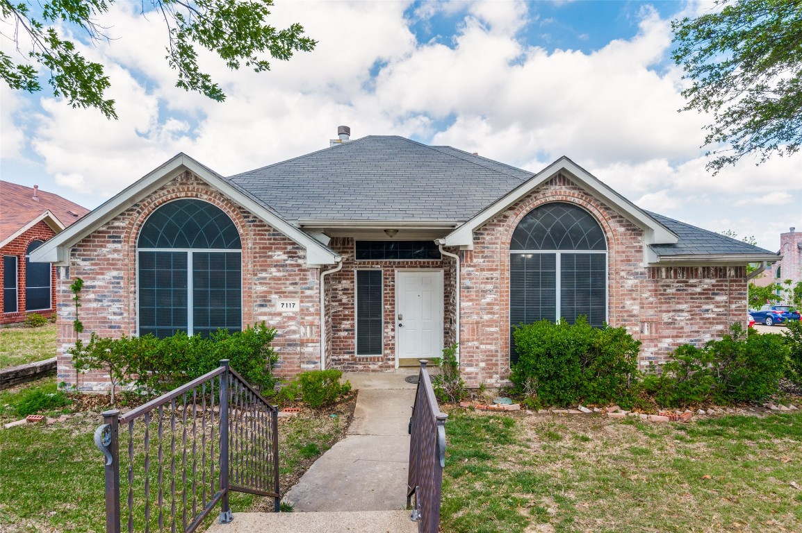 7117 Charleston Drive Rowlett TX 75089