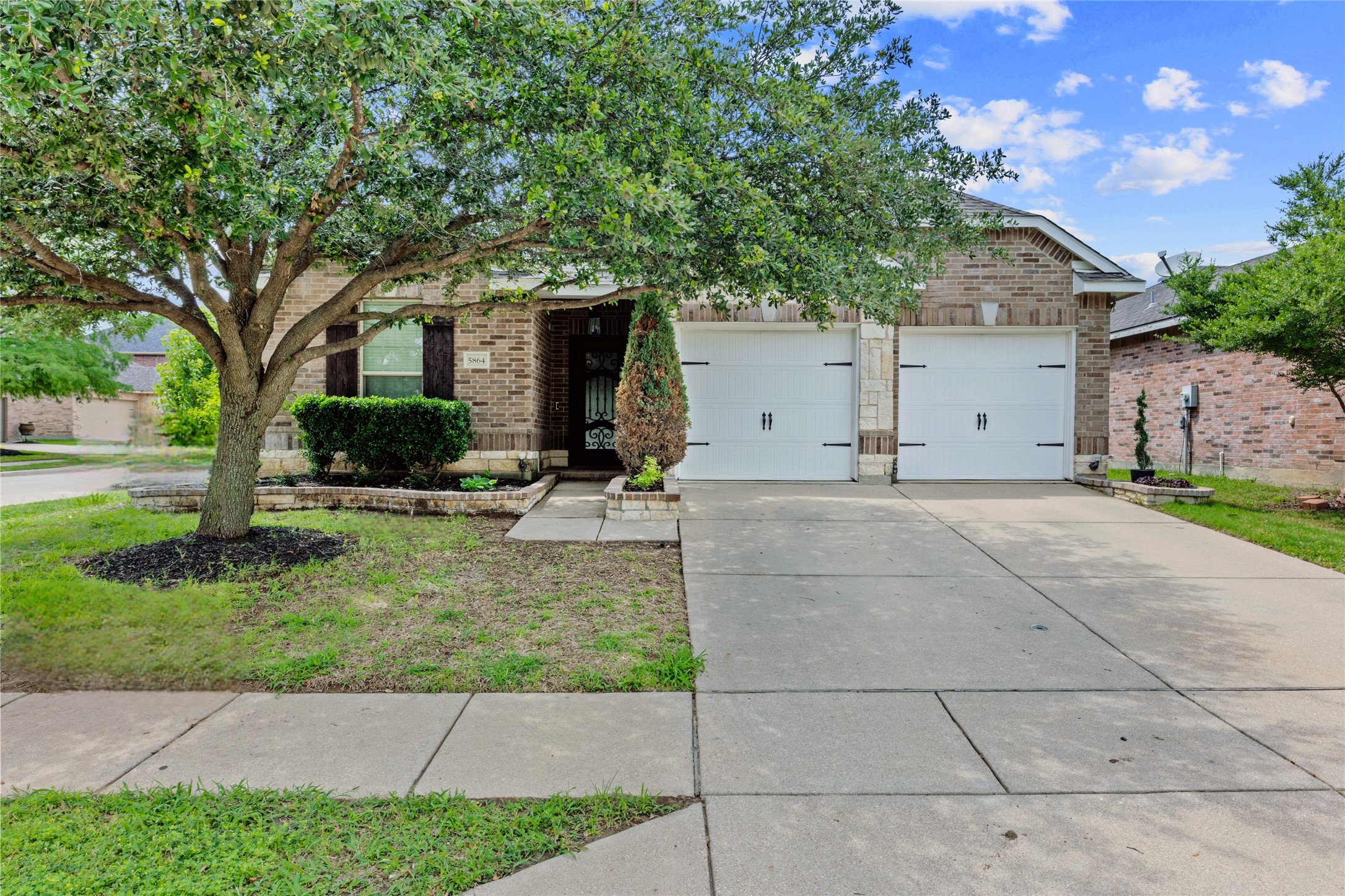 5864 Mount Plymouth Point Fort Worth TX 76179