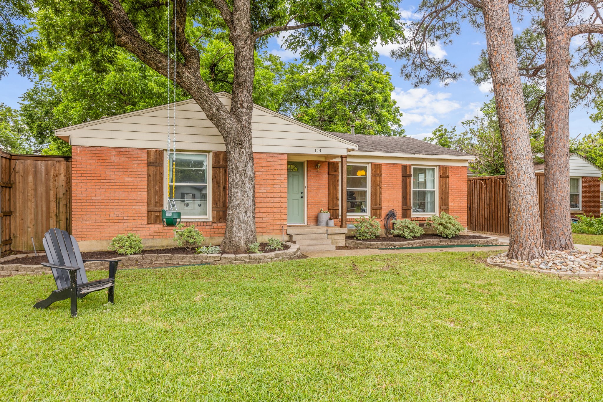 114 E Ireland Drive Irving TX 75062