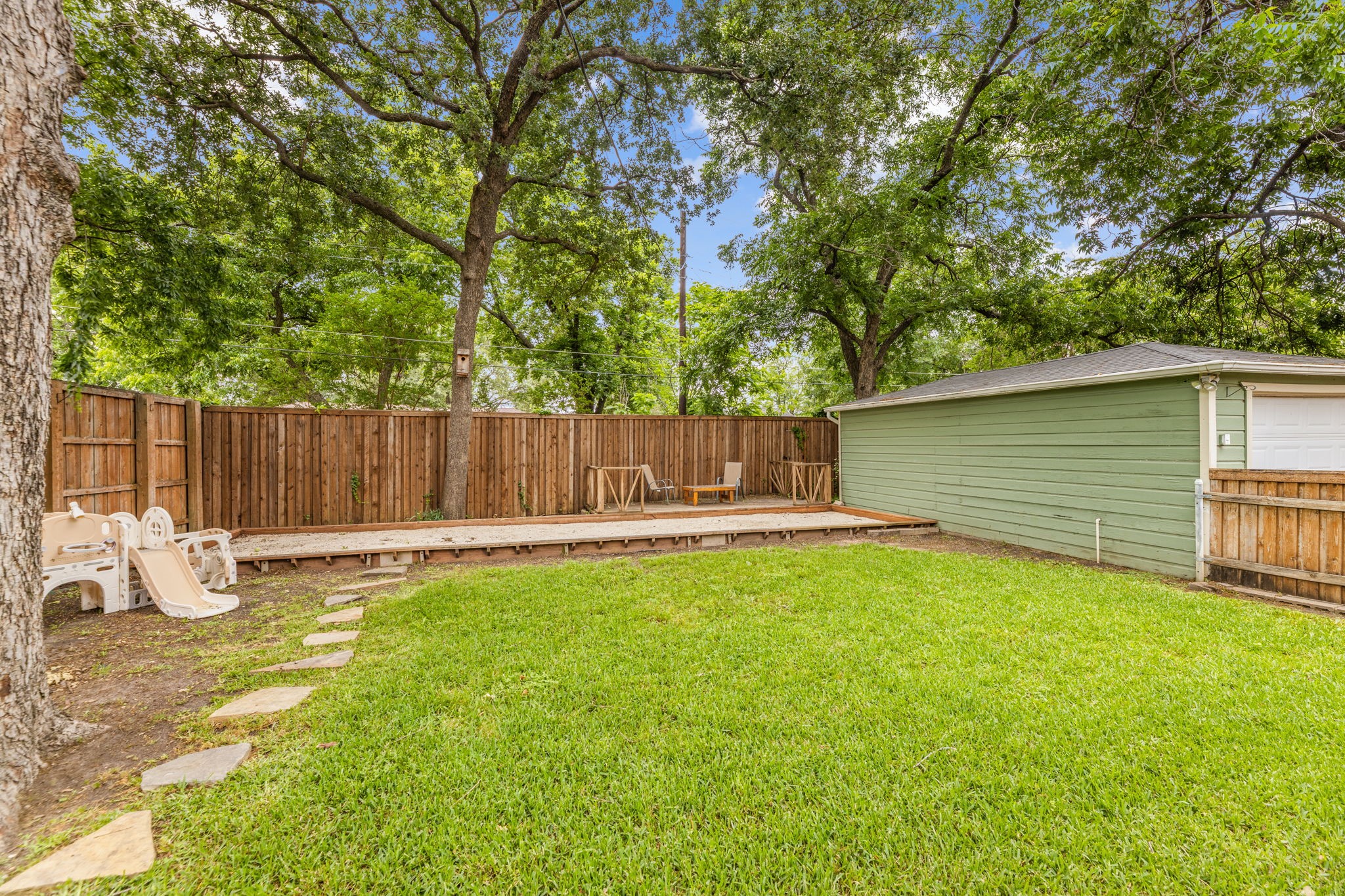 114 E Ireland Drive Irving TX 75062