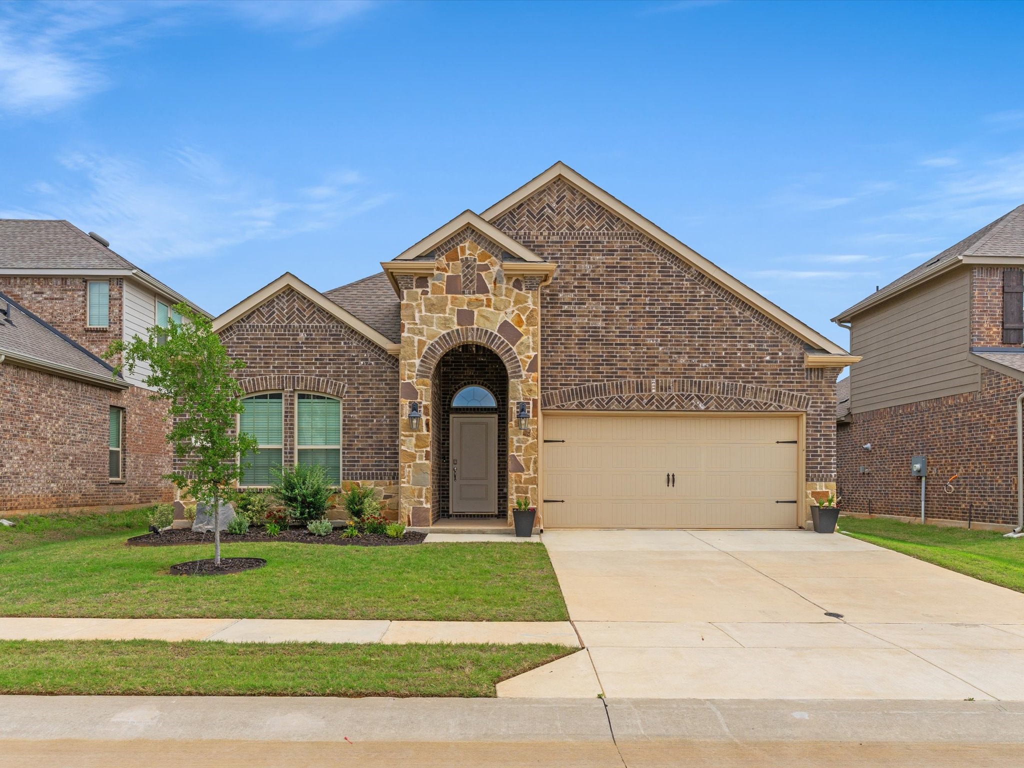 10017 Gray Barrel Drive Aubrey TX 76227