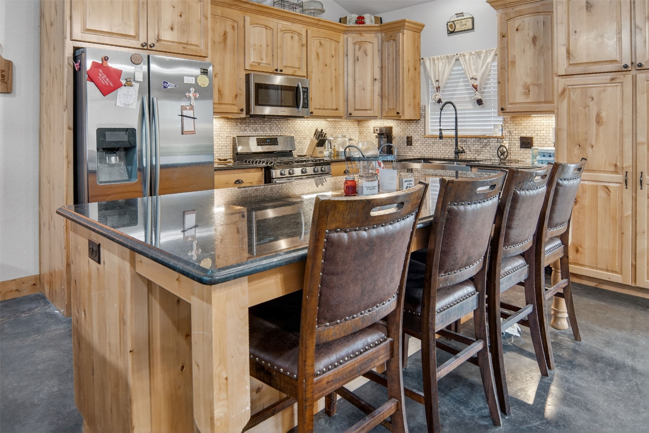 7400 County Road 4726 Wolfe City TX 75496