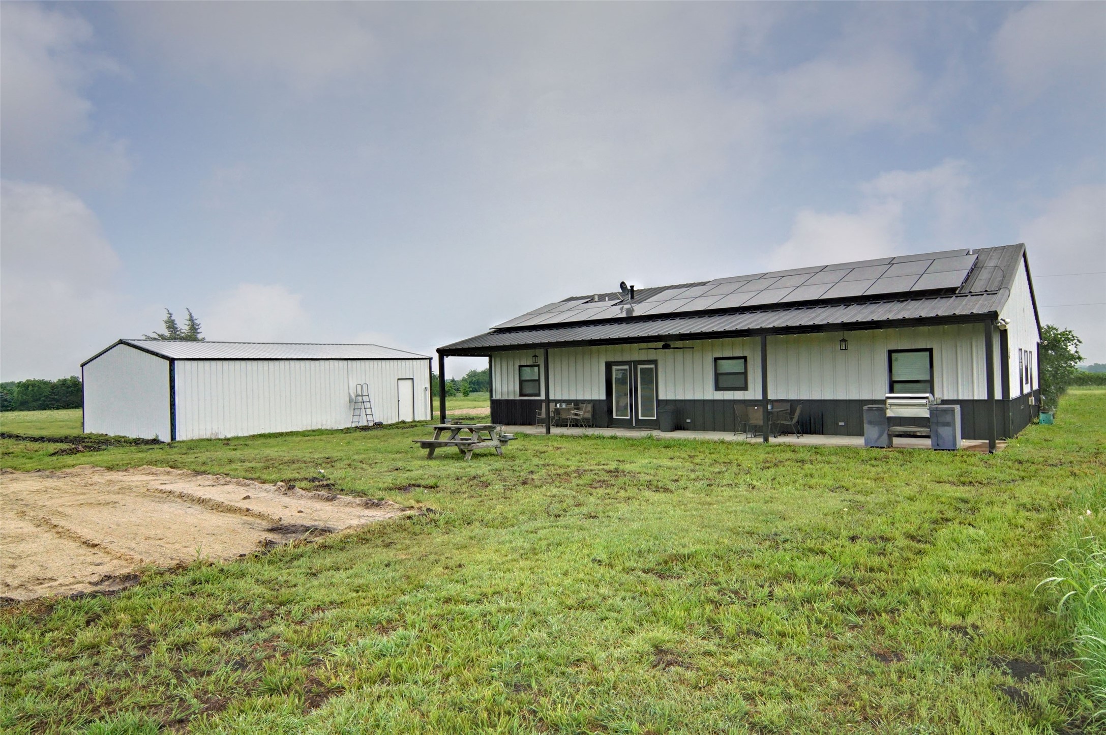 7400 County Road 4726 Wolfe City TX 75496