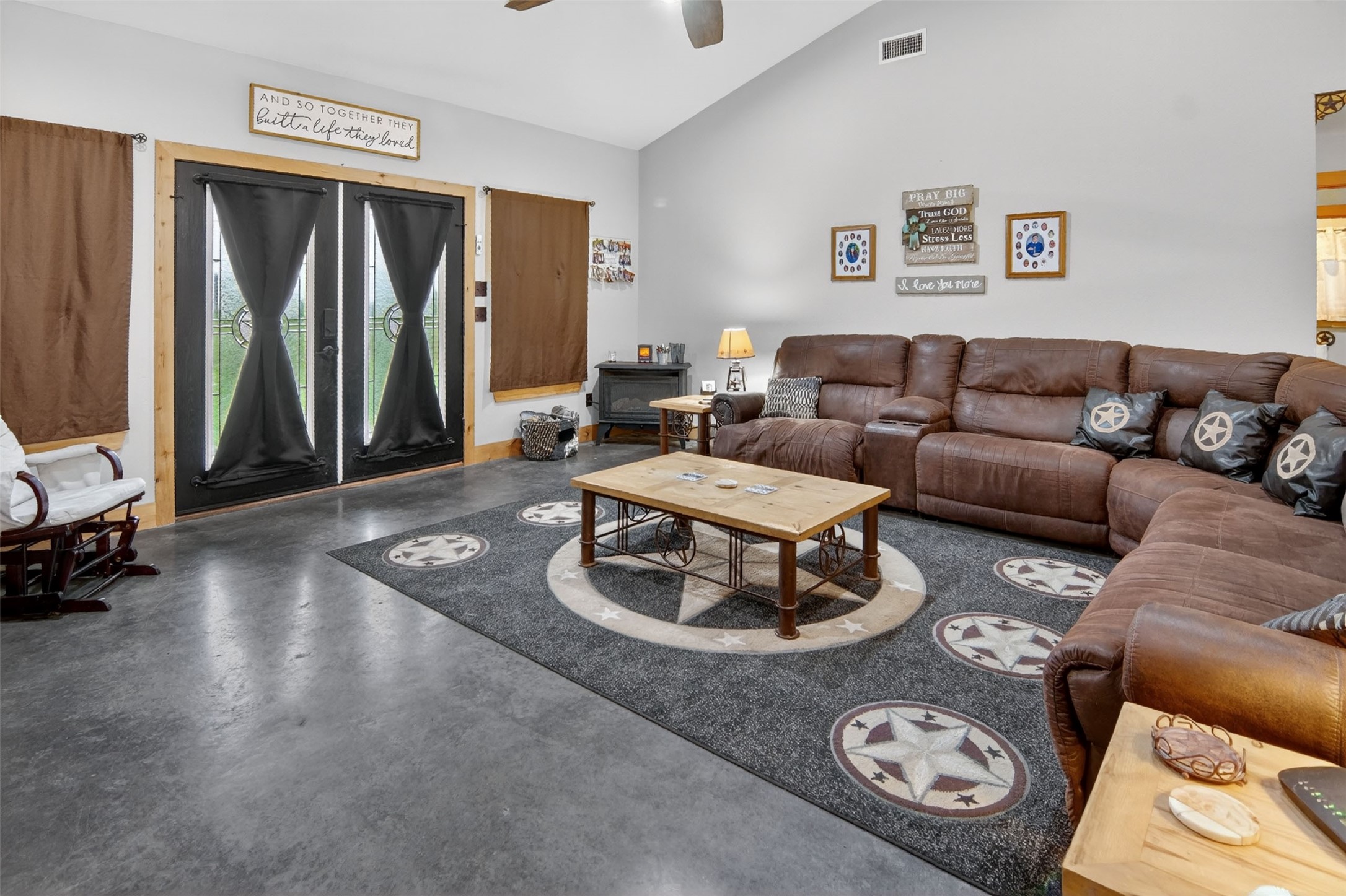7400 County Road 4726 Wolfe City TX 75496