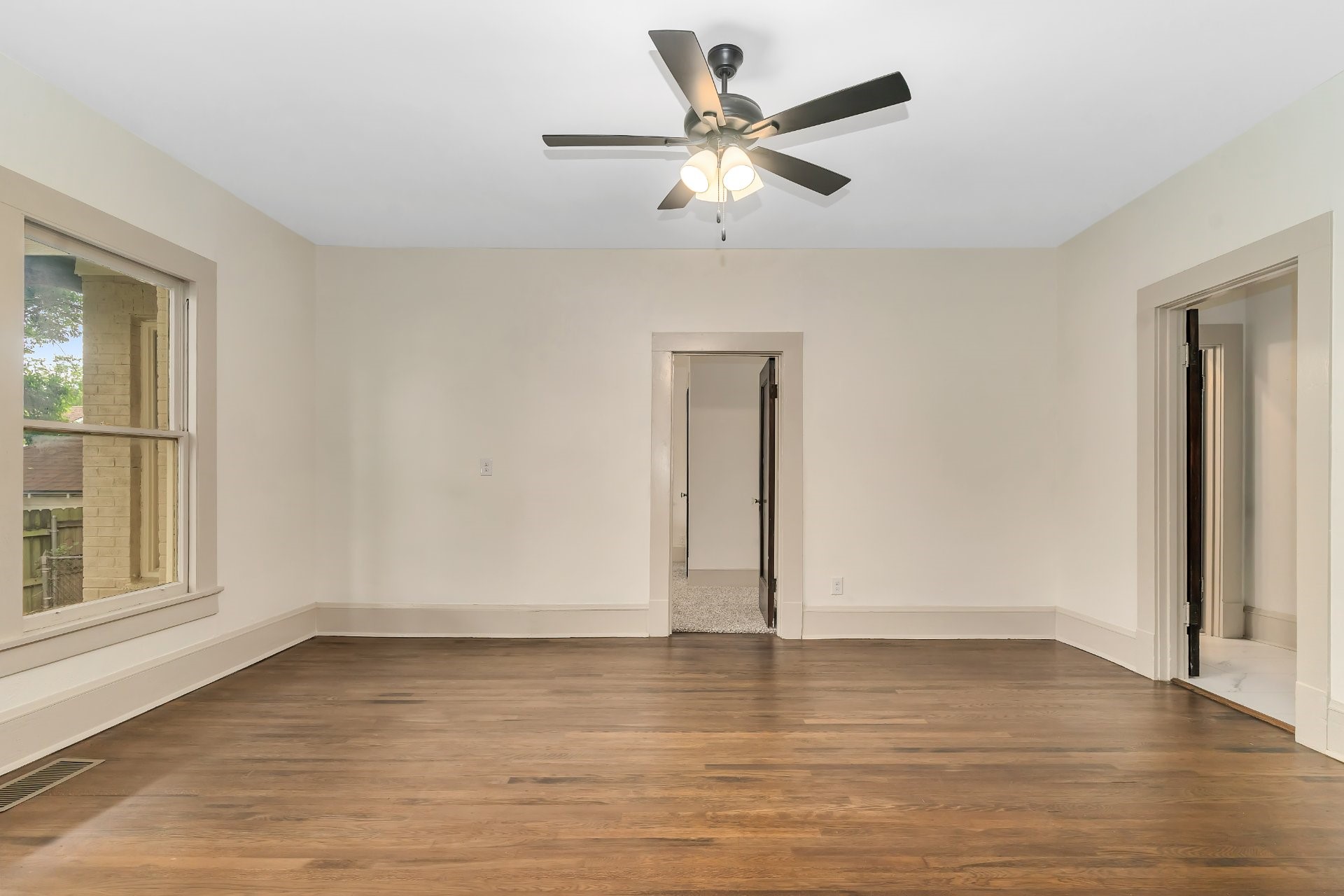 225 Featherston Street Cleburne TX 76033