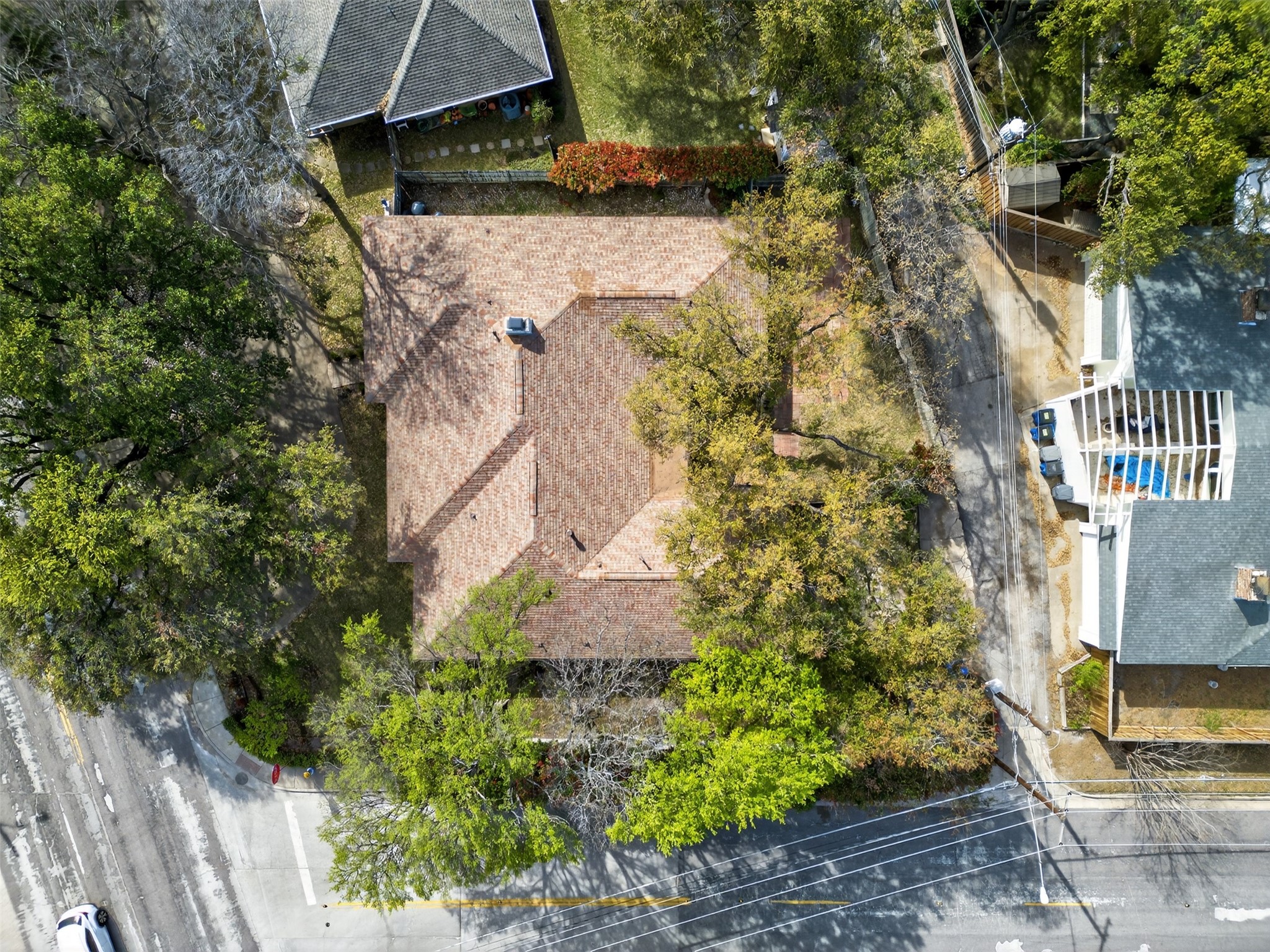 7631 Meadow Road Dallas TX 75230